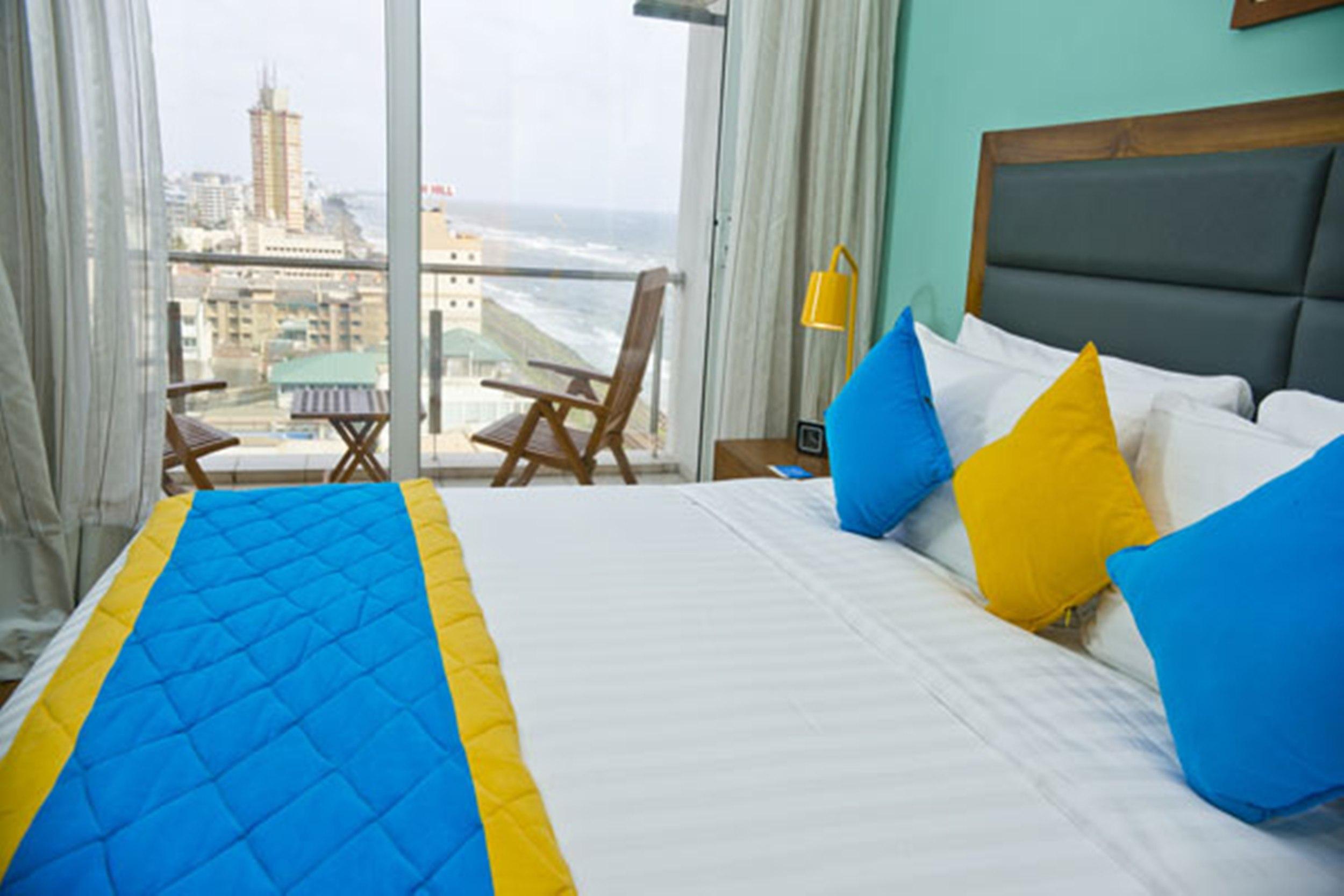 Ocean Edge Suites & Hotel Коломбо Экстерьер фото