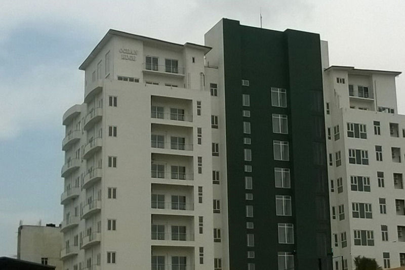 Ocean Edge Suites & Hotel Коломбо Экстерьер фото